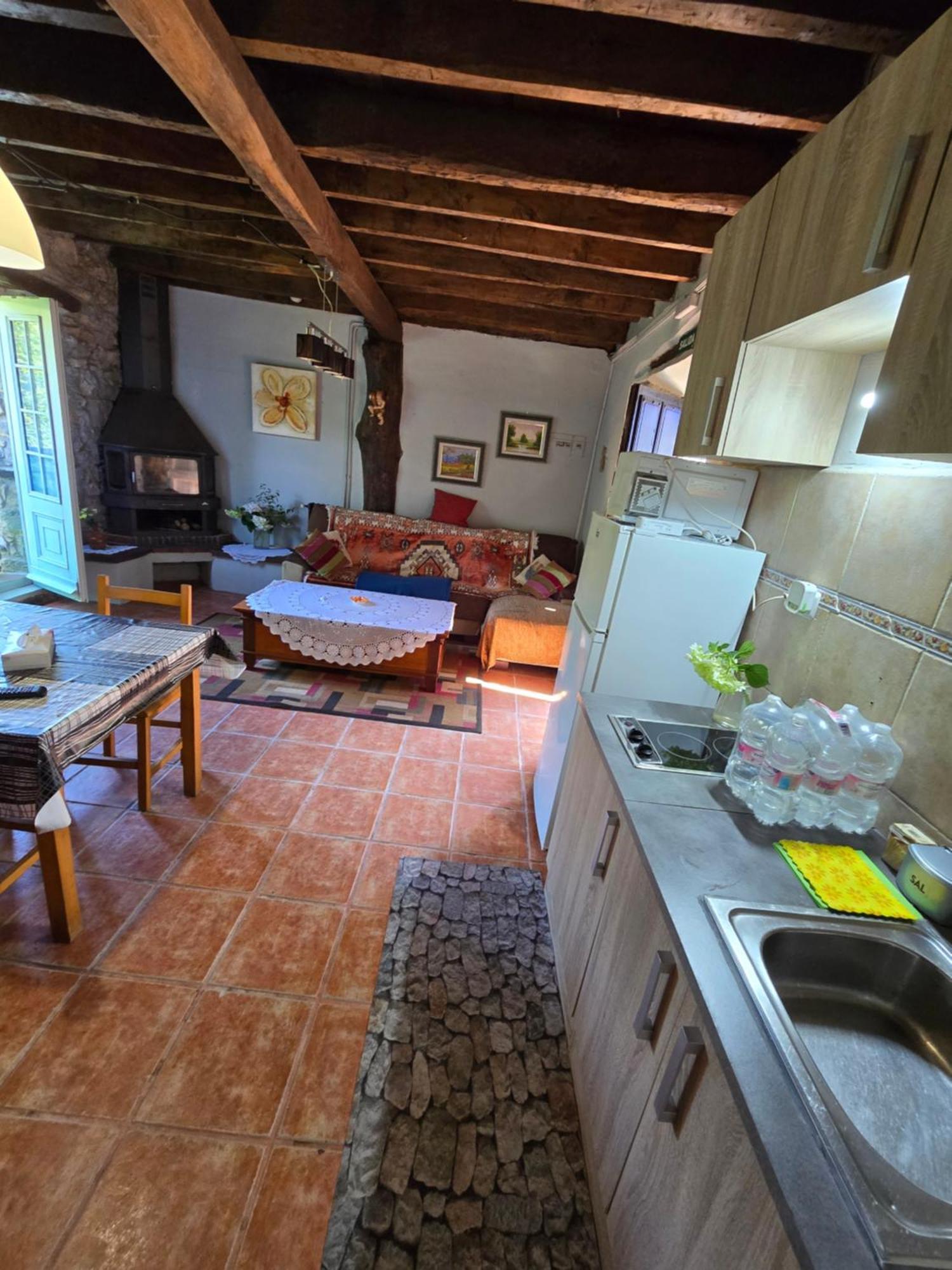 فيلا Corias Casona Junto Al Narcea الغرفة الصورة